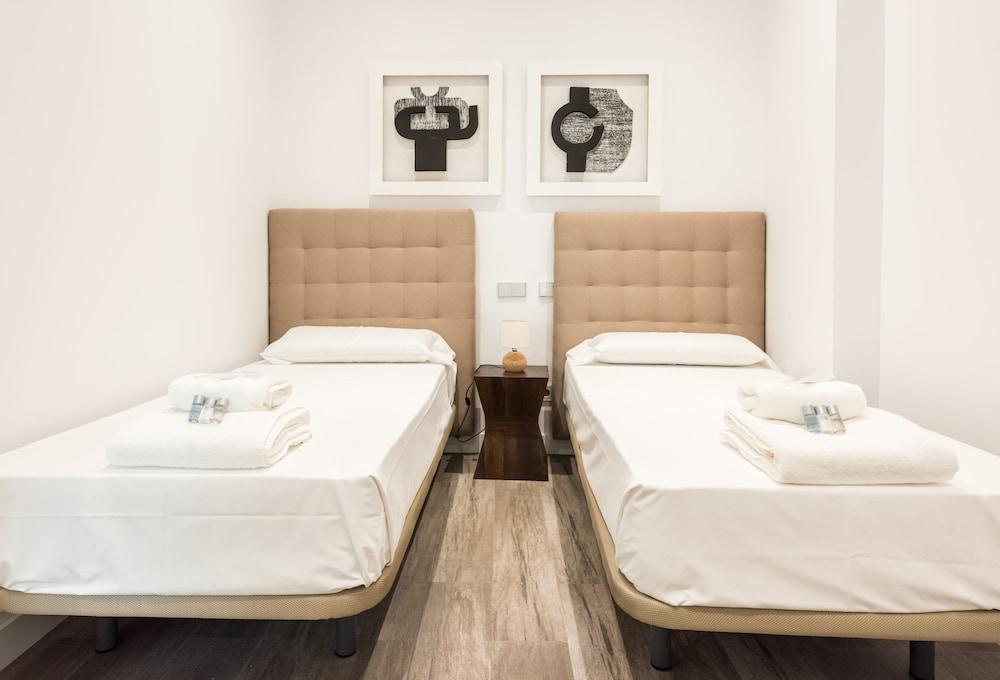 Puerta Del Sol City Center IV C Madrid Ngoại thất bức ảnh